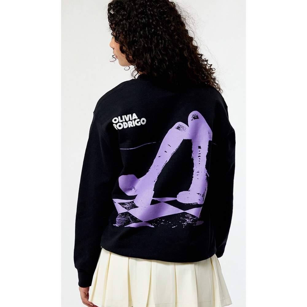 PacSun Bravado Olivia Rodrigo Guts Crewneck Sweatshirt Size Small-Medium New - Picture 2 of 4